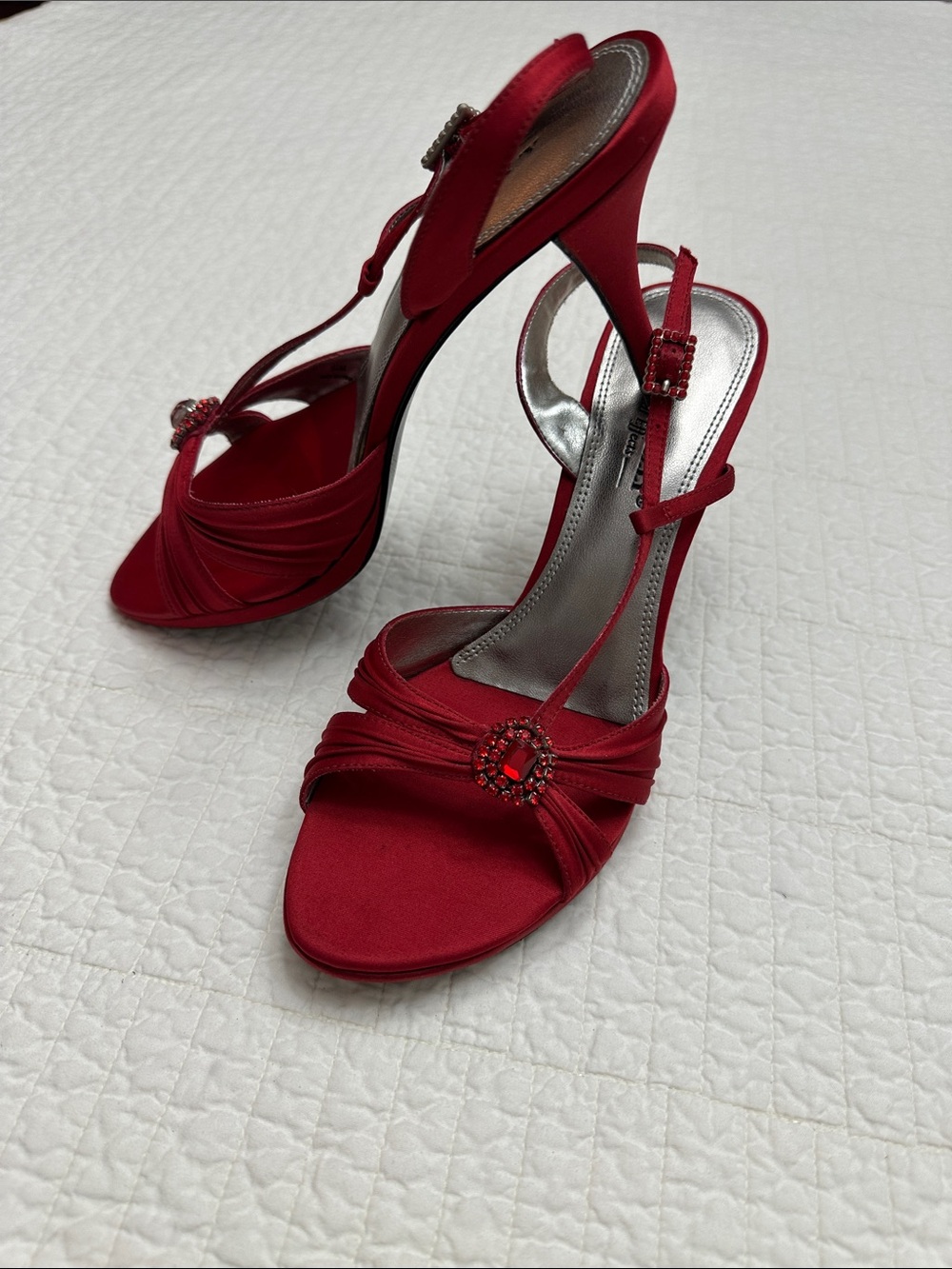 A. Marinelli 8.5 Brooch Heel Red Satin 4” Heel Pump Vintage Boston Proper